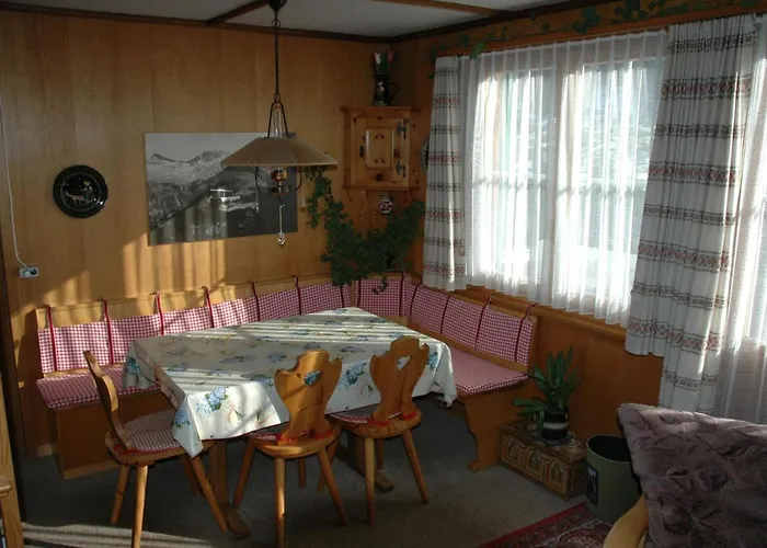 Baergchutzli 1- Stock By Interhome شقة *